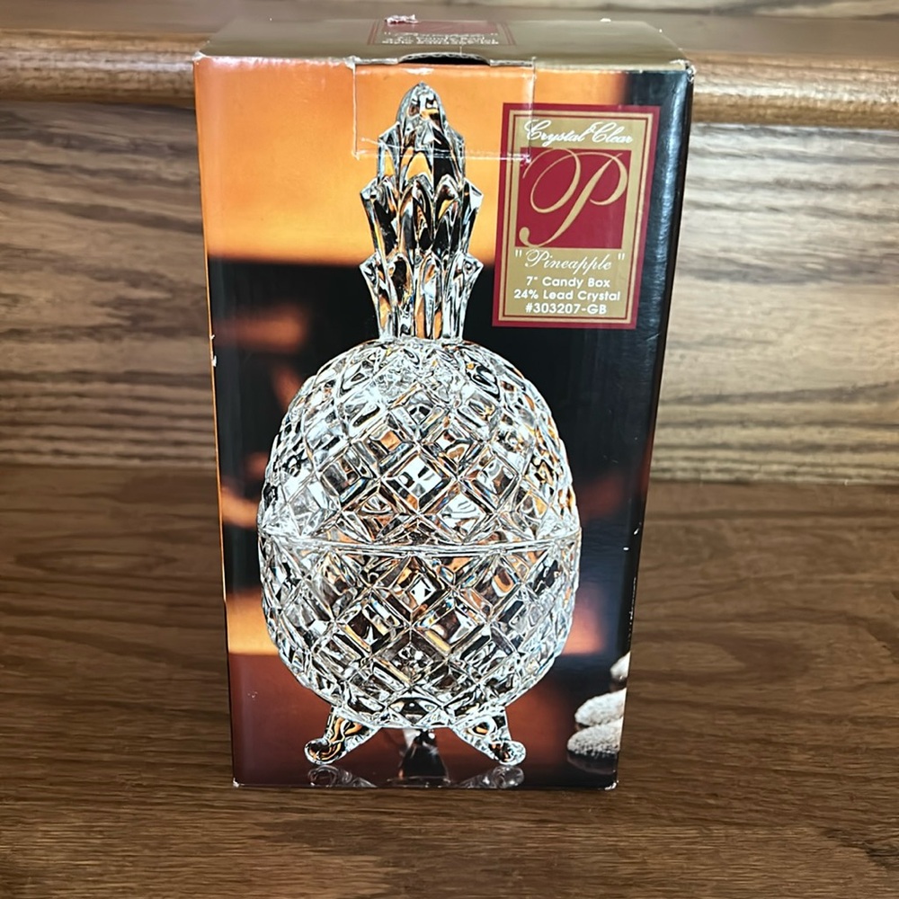 NIB “Crystal Clear” 7” Pineapple Candy Box
